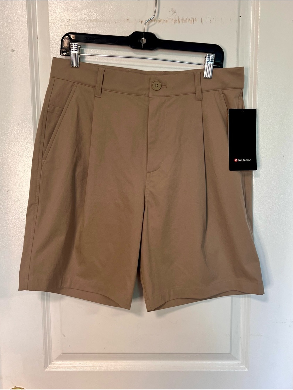 lululemon athletica Men's Khaki Performance Flat-Front Shorts